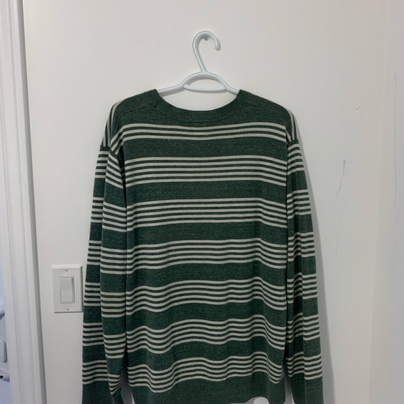 XL horizontal stripes long-sleeve shirt - Picture 2 of 2